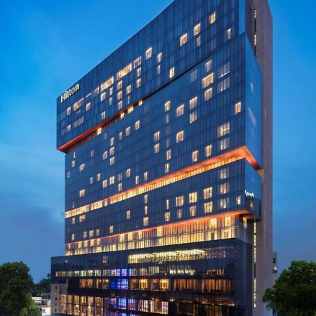 Hilton Guangzhou Tianhe Hotel Ngoại thất bức ảnh Hilton Chengdu