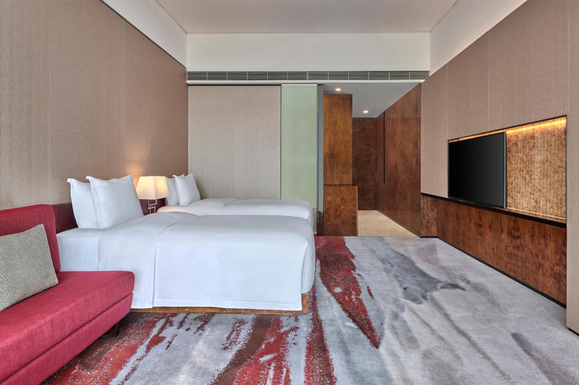 Hilton Guangzhou Tianhe Hotel Ngoại thất bức ảnh Deluxe Room