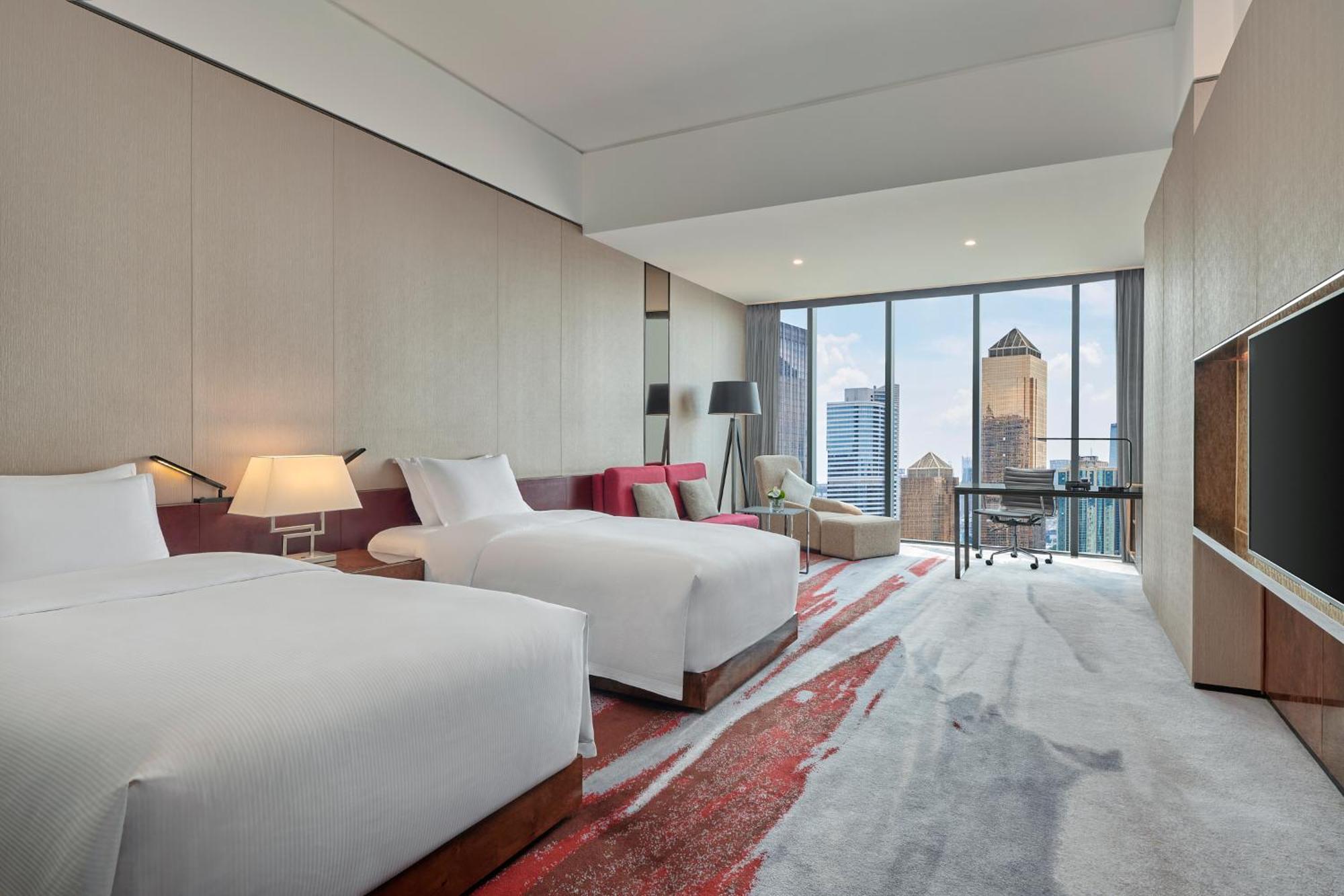 Hilton Guangzhou Tianhe Hotel Ngoại thất bức ảnh Deluxe Room